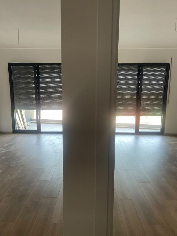 Business Premises 1+1 for rent, Don Bosko opposite the Administrative Court 500 euros