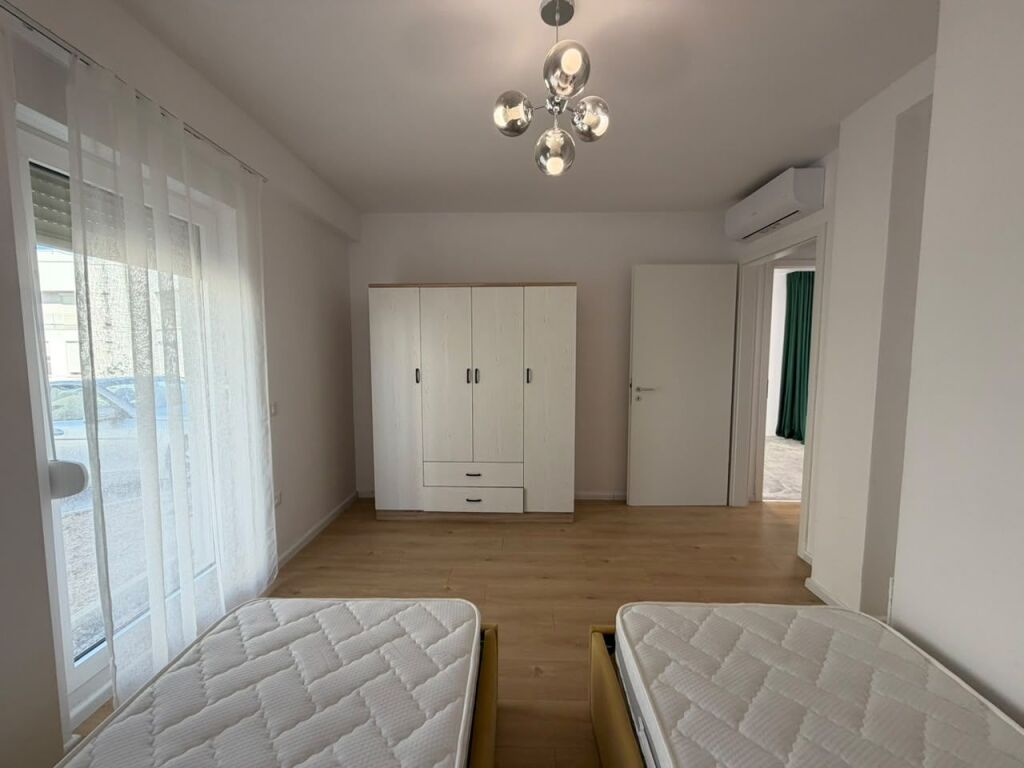 Villa su 3 piani in affitto presso Residenca Aba a Sauk.
