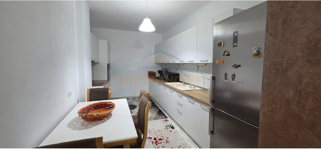 SHITET APARTAMENT 2+1 – KOMPLEKSI TOM DOSHI