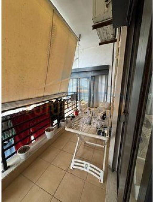 Shitet Apartament 2+1+2 , Unaza e Re , Tiranë
