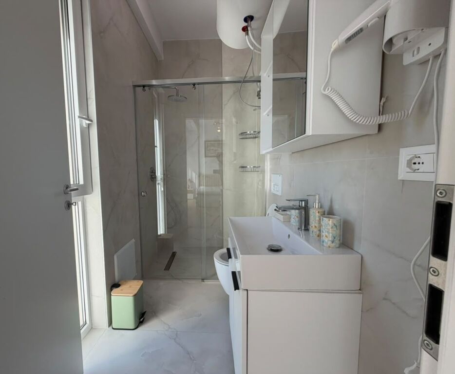 Villa su 3 piani in affitto presso Residenca Aba a Sauk.