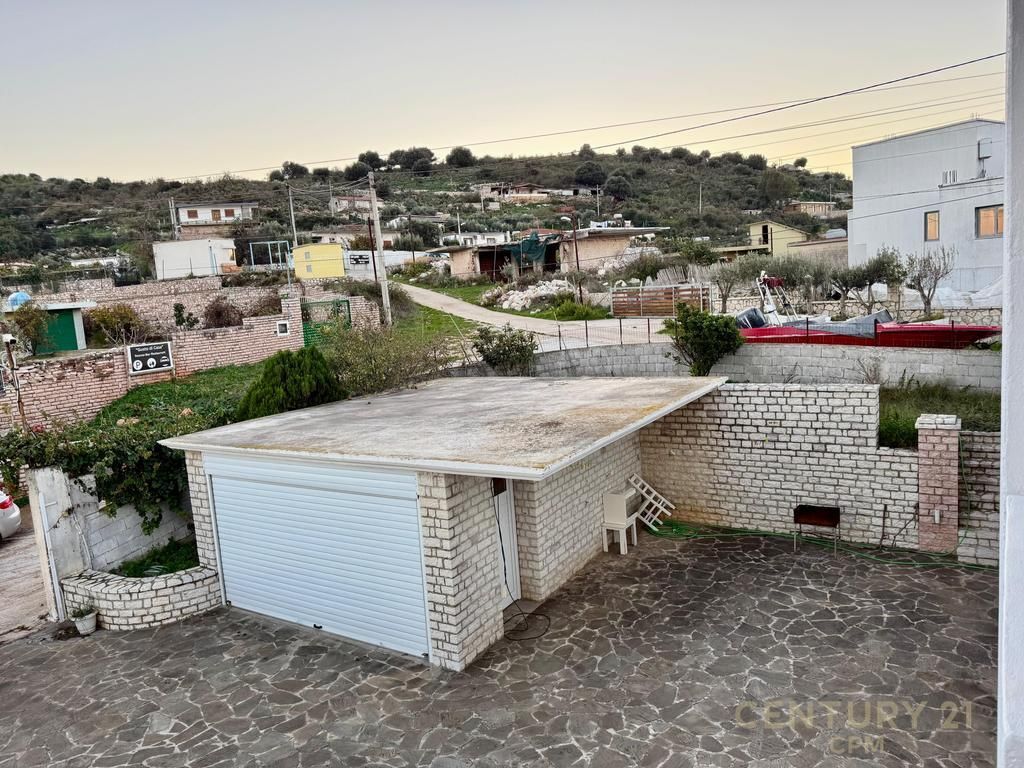 IN THE AREA OF THE PASQYRAT BEACH SARANDE WE SELL INDIVIDUAL 2-STOREY VILLA
