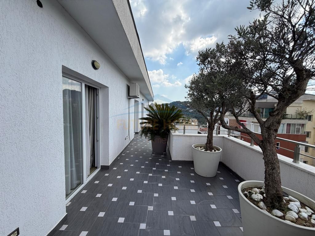 Qera , Penthouse , Liqeni i thate , Tirane