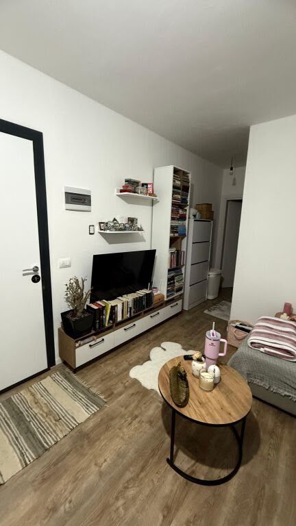 Apartament 1+1 me qera ne Selite