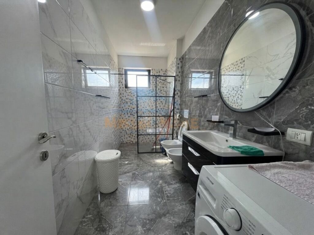 Affitto, Appartamento 1+1, Residenza Future Home, Tirana.
