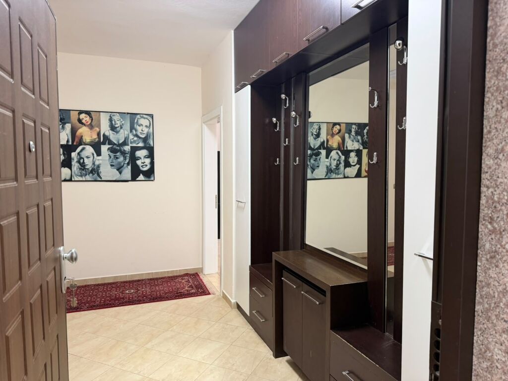 Affitto | Apartament 2 + 1 | Rruga Bektash Berberi | 600 €/mese