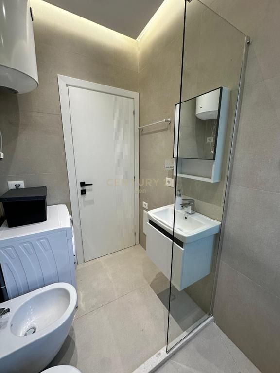 SHITET APARTAMENT 1+1 NE MALIN E ROBIT !