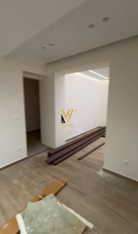 BUSINESS PREMISES 90 M2 FOR RENT AT THE ELECTRIC MARKET 120,000 LEKE