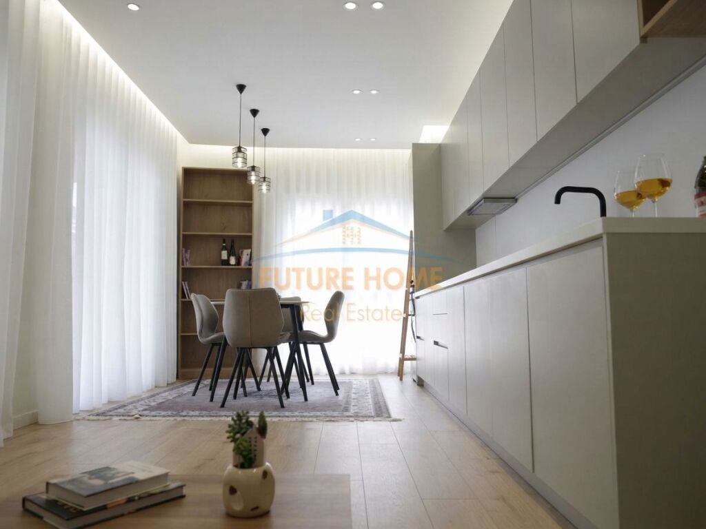 Qera, Apartament 2+1+2, Zogu Zi, Tiranë