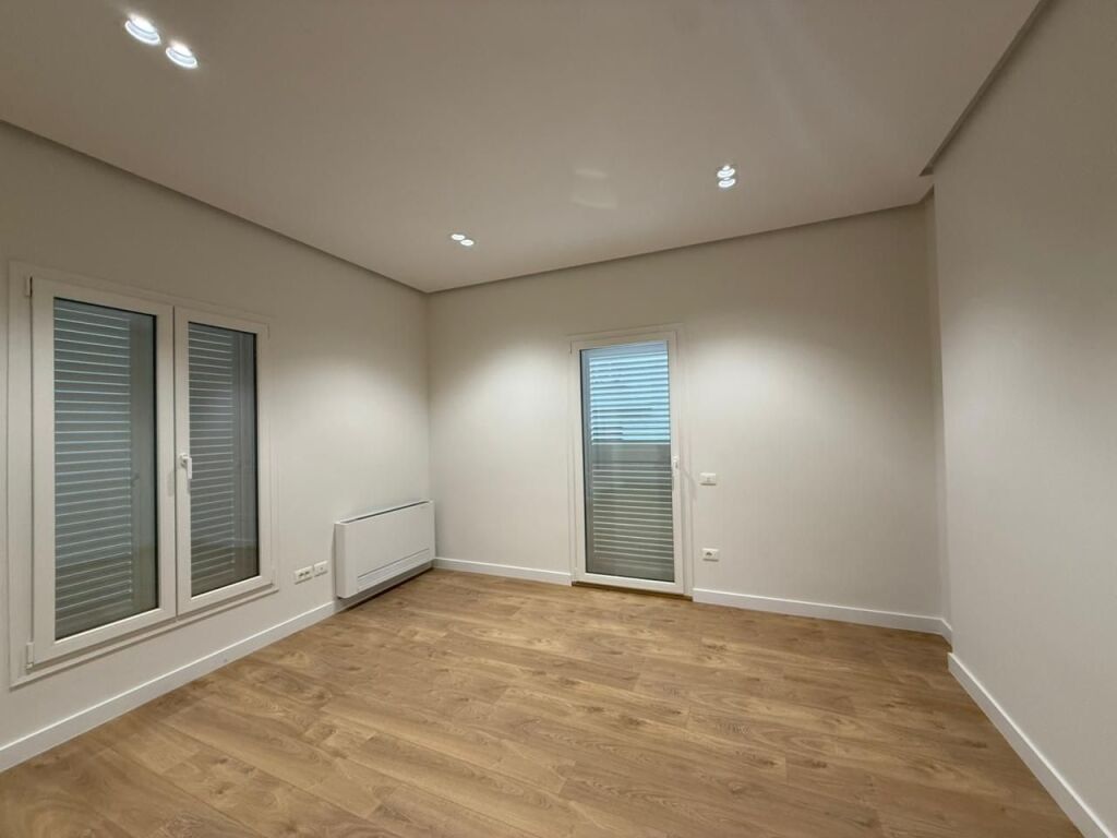 Qera | Vilë 8 + 1 | Rruga e Elbasanit | 9000 €/muaj