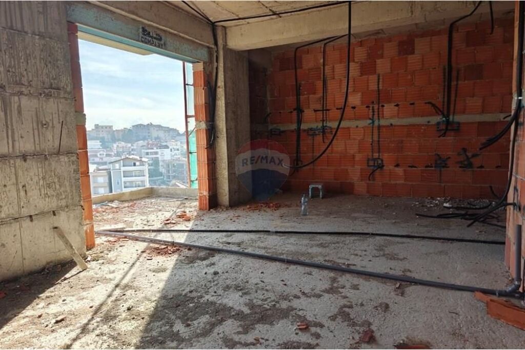 SHITET, APARTAMENT 2+1+2, PORCELAN, TIRANE