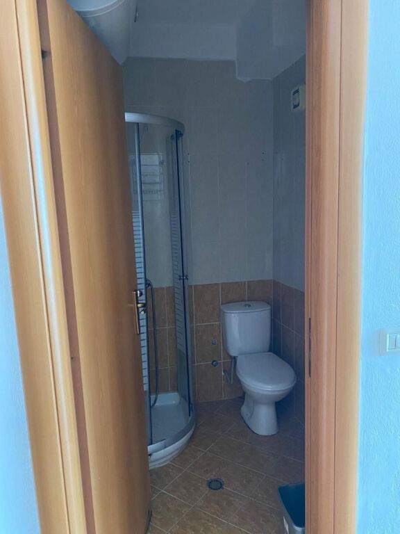 APARTAMENT 1+1 60,000 LEKE PAZARI I RI
