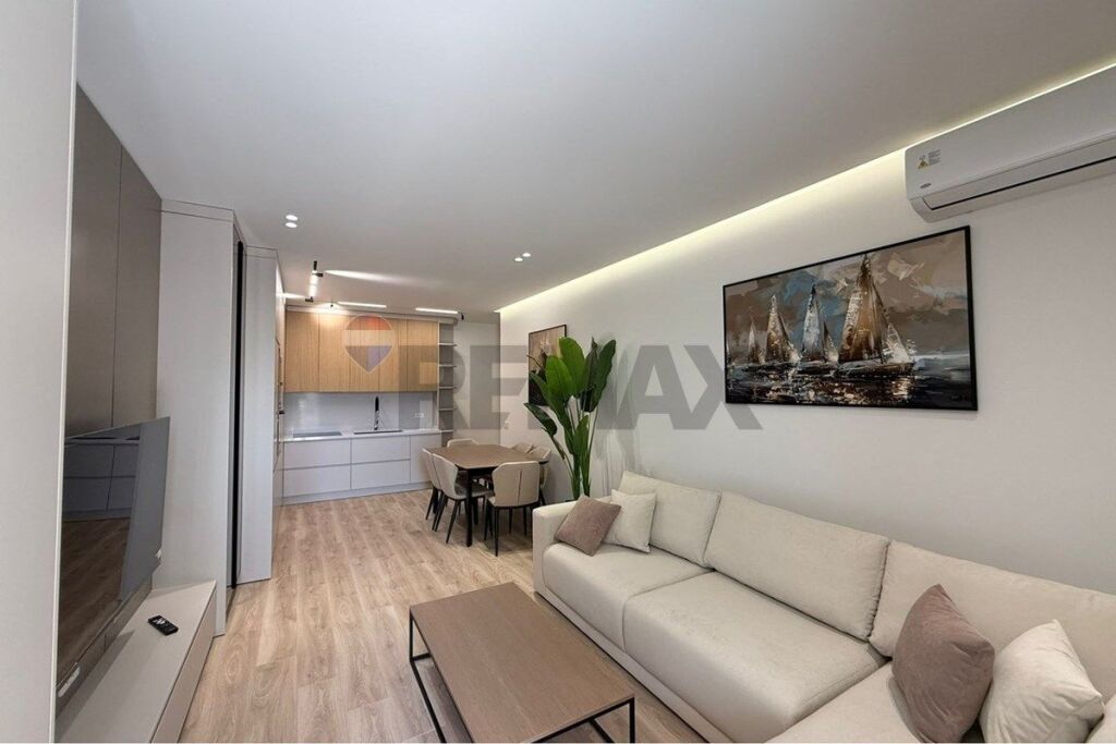 Apartment 2+1 for sale at Mine Peza