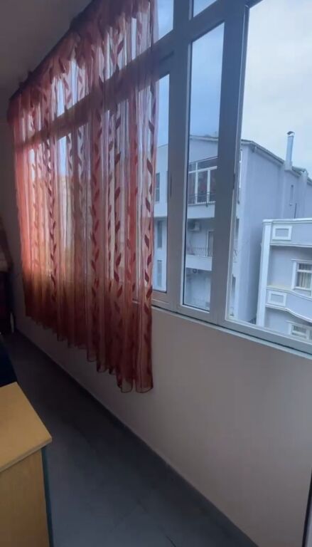ME QIRA APARTAMENT 2+1 - SHESHI UILLSON, TIRANE