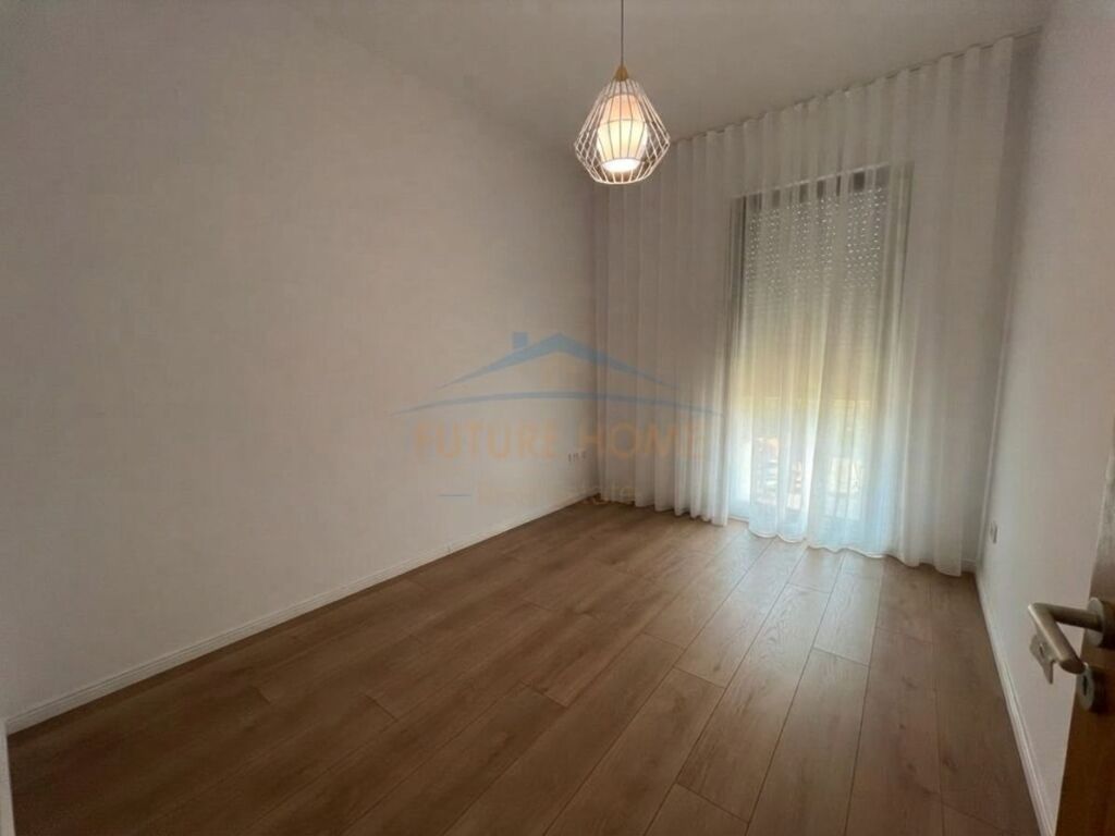 Qera , Apartament 2+1+2+Post Parkimi , Don Bosko, Tirane .