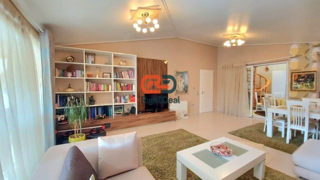 Ne Fresk, Shitet Super Apartament 2+1+Garazhd, Totalisht I Investuar !!