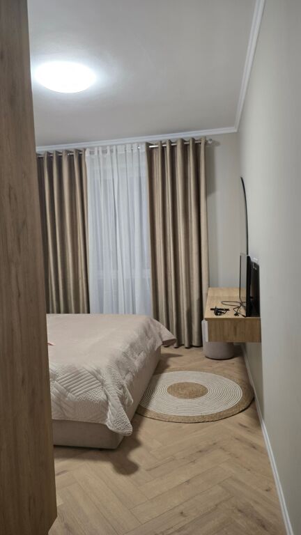 Modern Apartment-Available from October 20