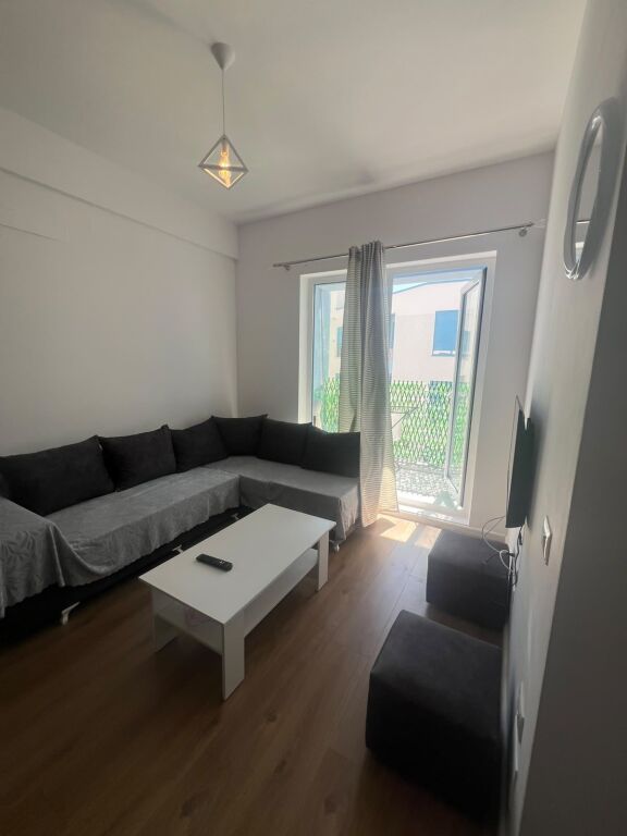 Apartament ne shitje 1+1+ballkon