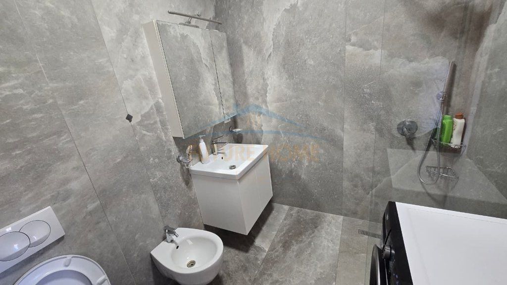For sale, Apartment 2+1+2, Selvia, Tirana