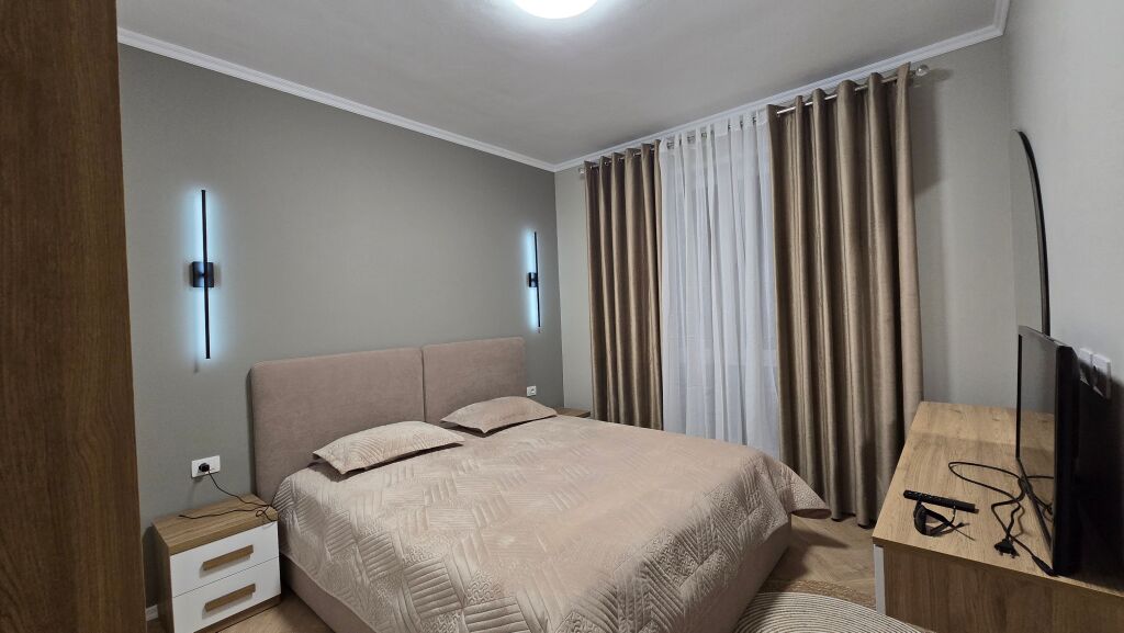 Modern Apartment-Available from October 20