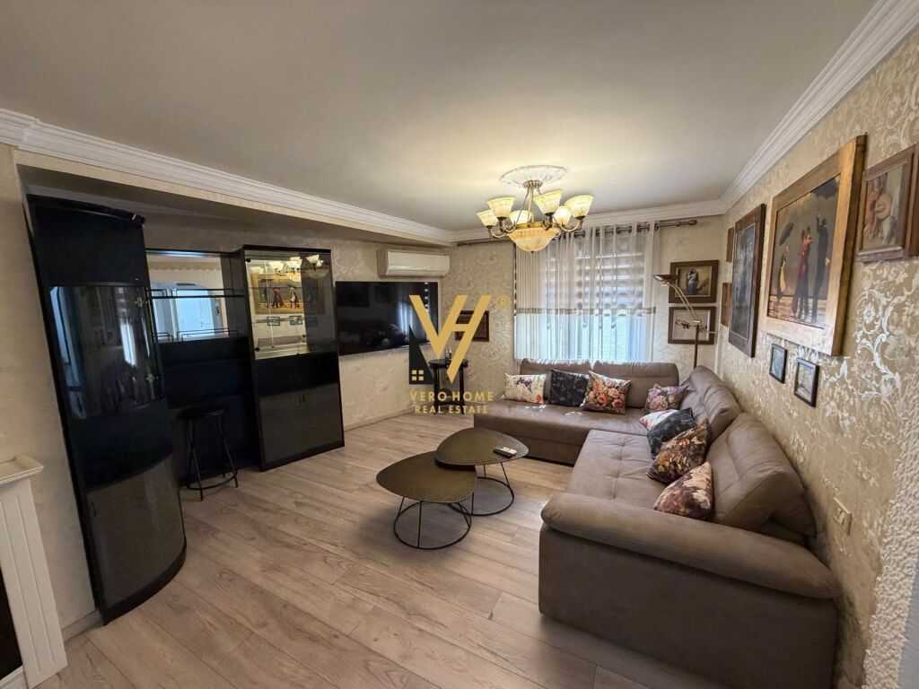 SHITET APARTAMENT 2+1+2+VERANDE TE STADIUMI DINAMO 30.000.000 LEKE