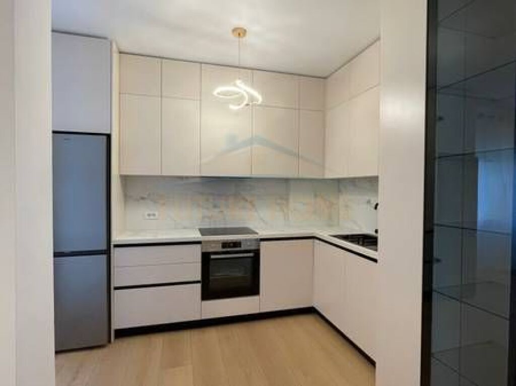 Rent, Apartment 2+1+2, Elbasanit Street.