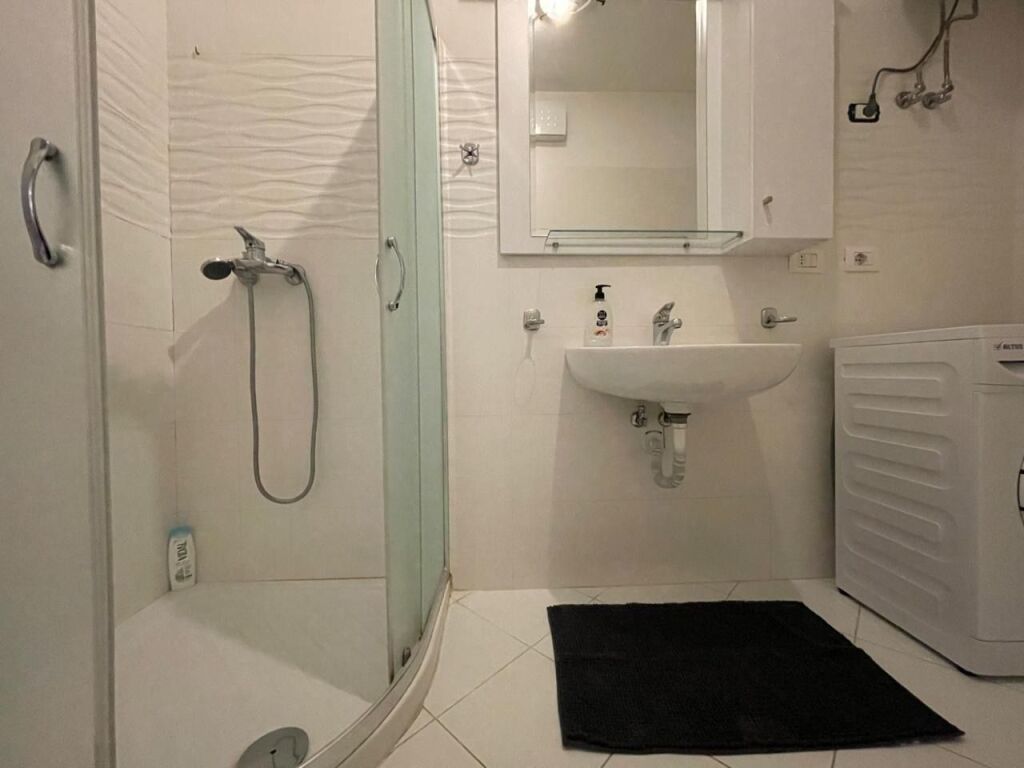 Apartment 1+1 me qira tek Delijorgji!