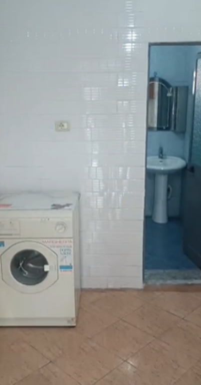 For rent entrance 1+1 and studio at Bulevardi i Ri in Siri Kodra only 7 minutes from the Train Station,
