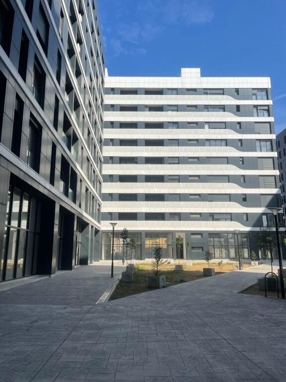 Business Premises 1+1 for rent, Don Bosko opposite the Administrative Court 500 euros