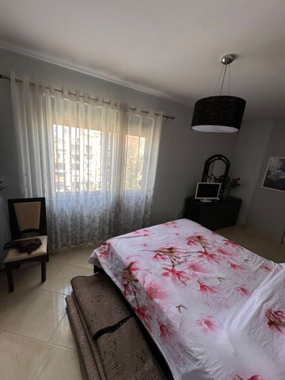 Apartament 2+1 per shitje tek Pallatet Cabej ne Misto Mame.