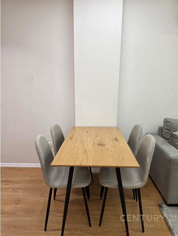 Apartament 1+1 per qira ne Don Bosko i pabanuar me pare. 600 € /Muaj