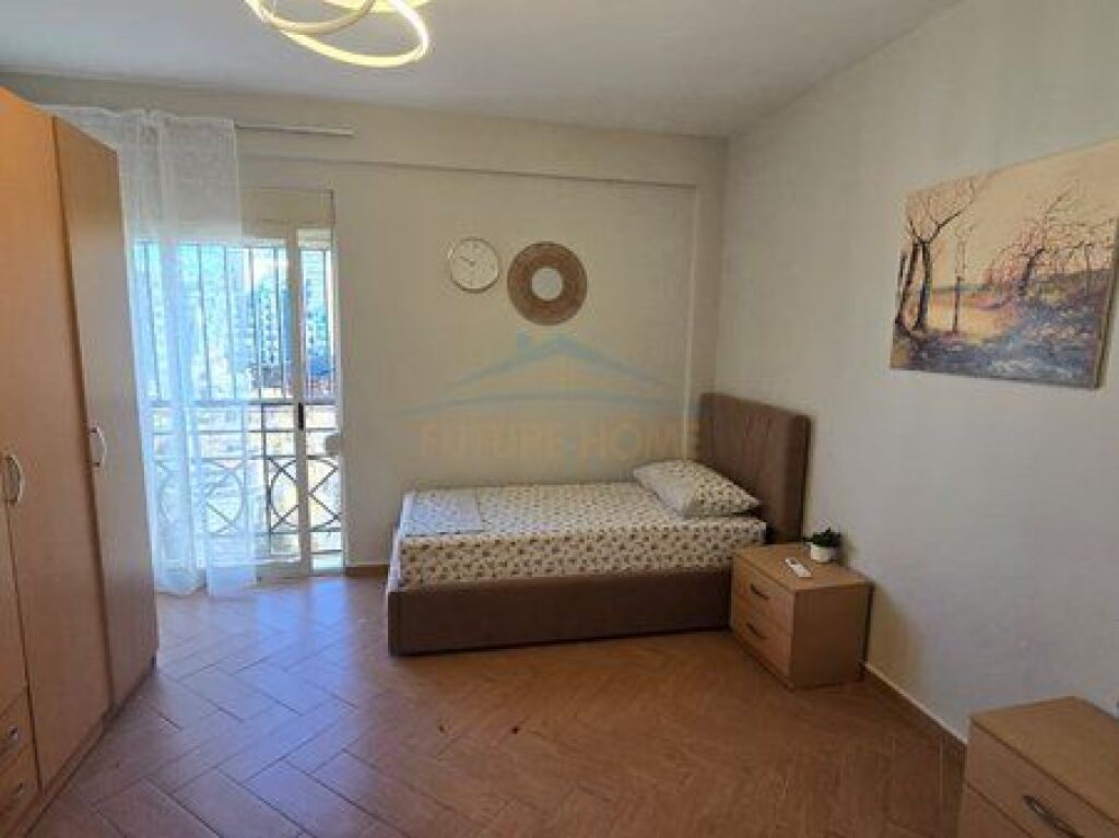 Shitet , Apartament 2+1+2 , Selvia , Tirane