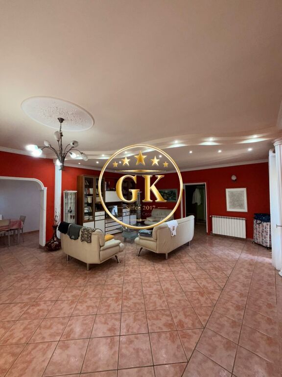 SHITET APARTAMENT 2+1+2+VERAND+TARRAC + 1POST PARKIMI PRANVERA DURRES