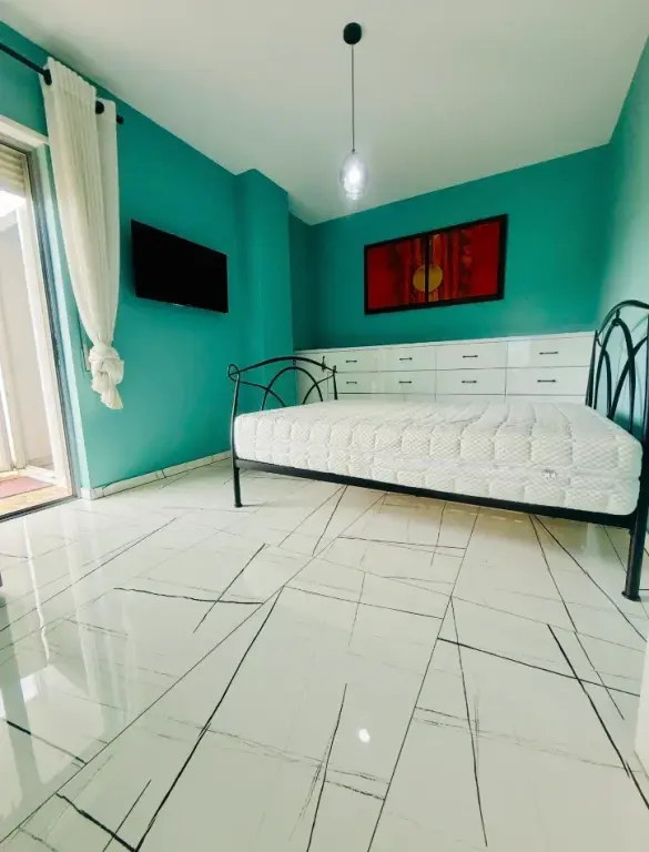 Rent | Apartament 2 + 1 | Liqeni i Thatë | 1200 €/month