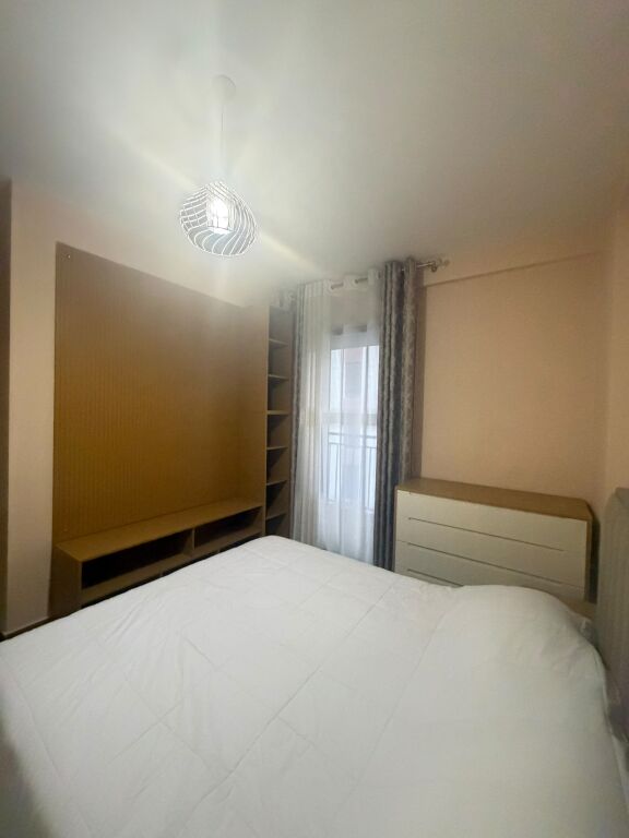 Affittasi 2+1+parcheggio Kodra e Diellit 850€