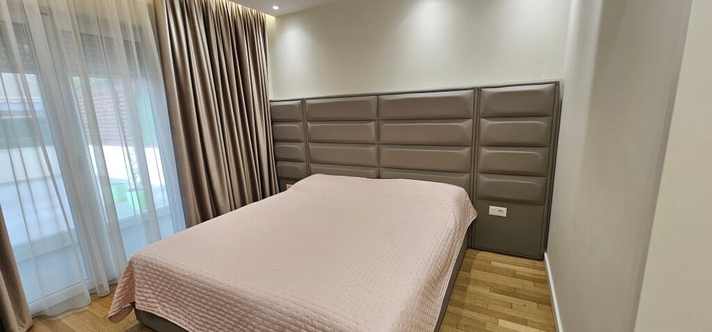 JEPET ME QIRA – APARTAMENT 3+1+3 + PARKIM