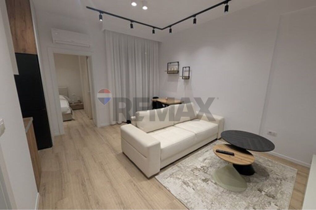 Apartament 1+1 me qera tek Kopshti Botanik