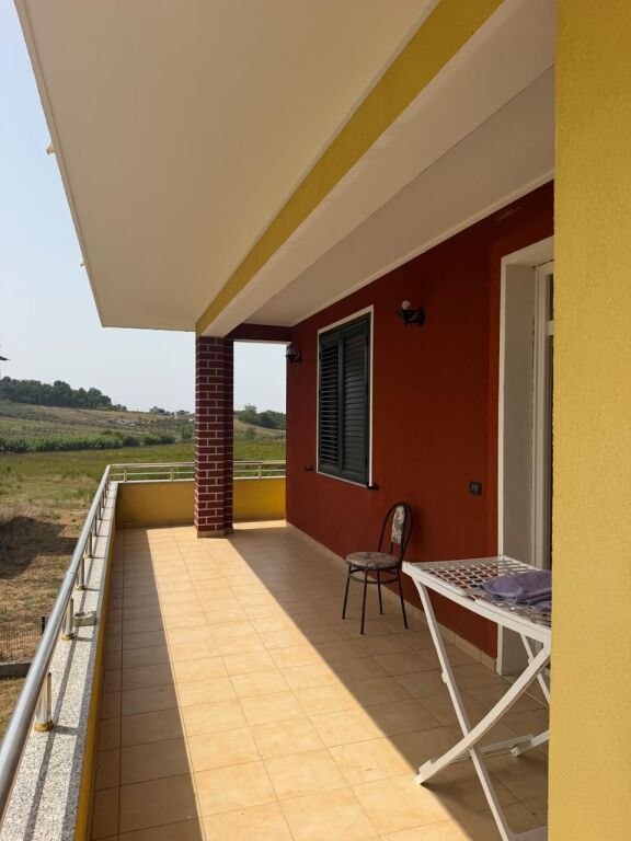 OCCASION House for sale 3 floors in Manez by the road