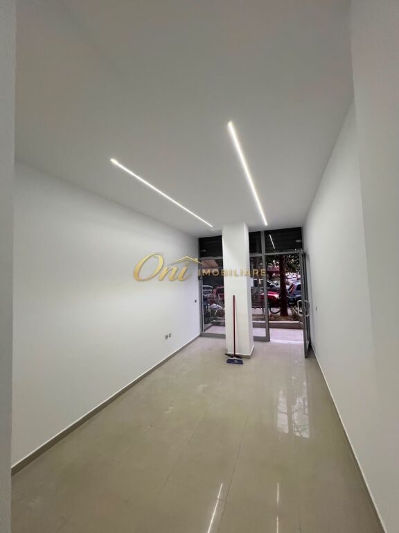 KOMUNA E PARISIT JEPET DYQAN PER QERA 51M2