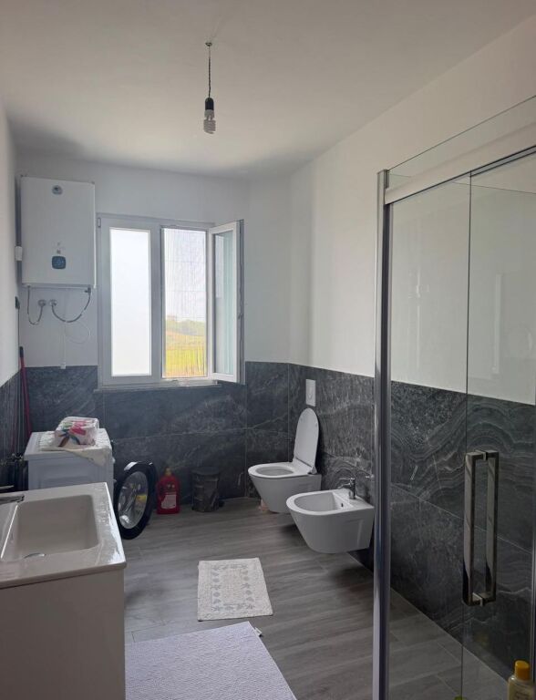 OCCASION House for sale 3 floors in Manez by the road