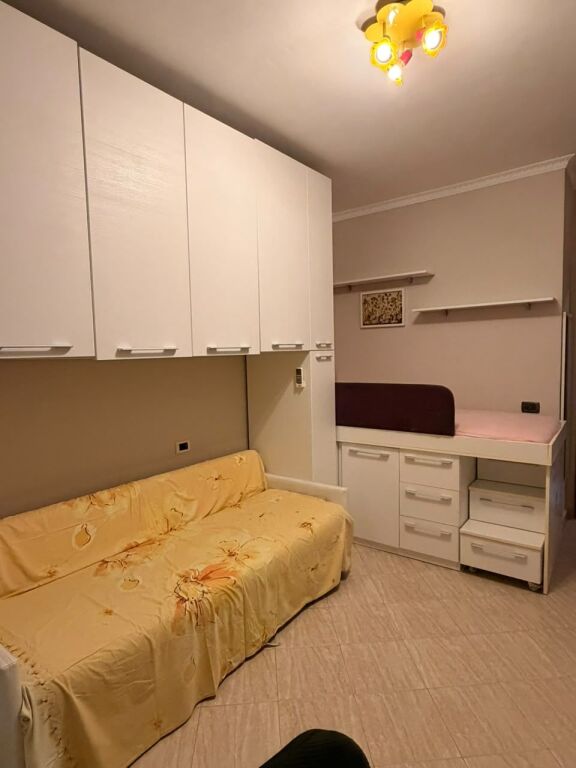 For rent Apartment 2+1, Astir near Shinjatari bakery 550 thousand old lek
