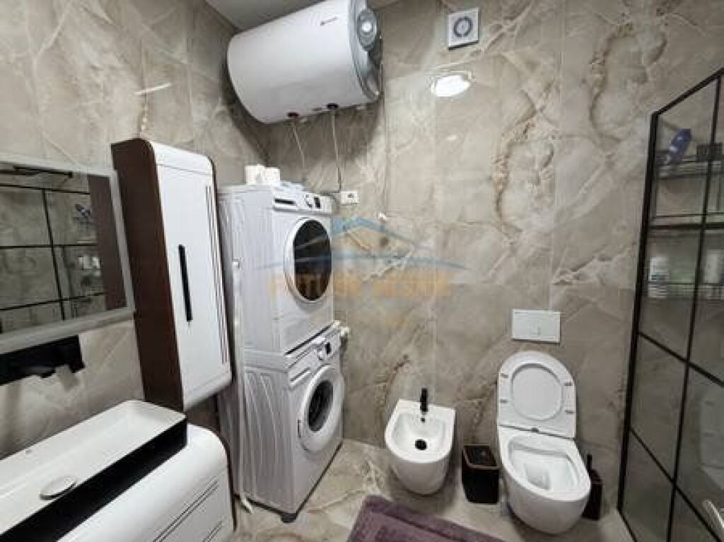 Rent, Apartment 2+1+2, Elbasanit Street, Tirana.