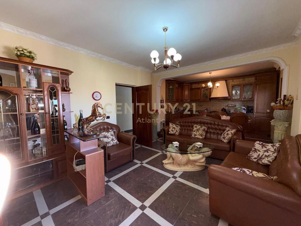 Apartament 2+1 Për Shitje në Durrës - 270000€ | 150 m²