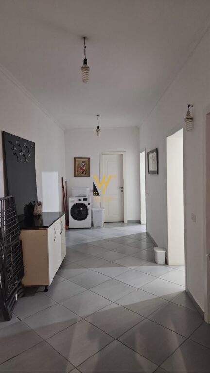 JEPET APARTAMENT 1+1+BLK ME QERA MBRAPA GLOBIT 60.000 LEKE