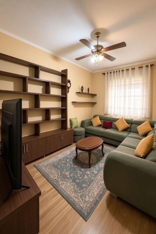 Shitet Apartament 4+1+2 tek Myslym Shyri