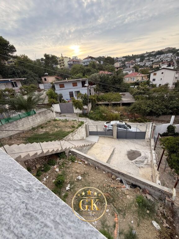 SHITET SHTEPI PRIVATE PRAN SHKOLLES HAJDAR DUDHI LAGJA E RE DURRES