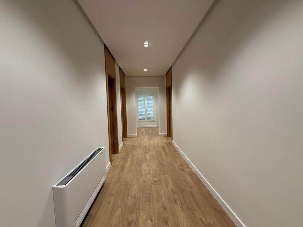 Qera | Vilë 8 + 1 | Rruga e Elbasanit | 9000 €/muaj