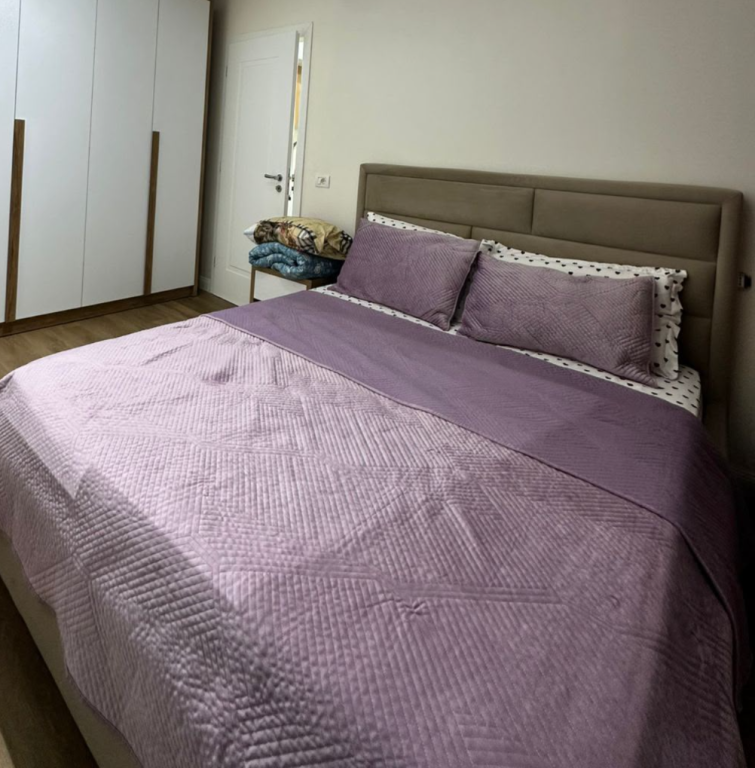 Jepet apartament 2+1 me qira tek ish Fusha e Aviacionit ! 70.000 leke/muaj !