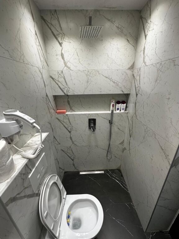 Apartament 1+1 me qera ,Pazari i Ri