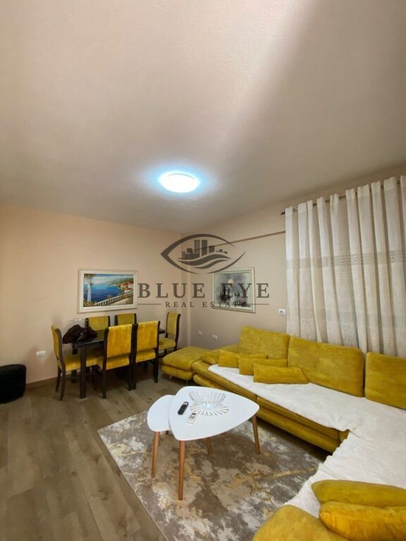 JEPET ME QIRA – APARTAMENT 2+1 PRANË GJYKATËS!